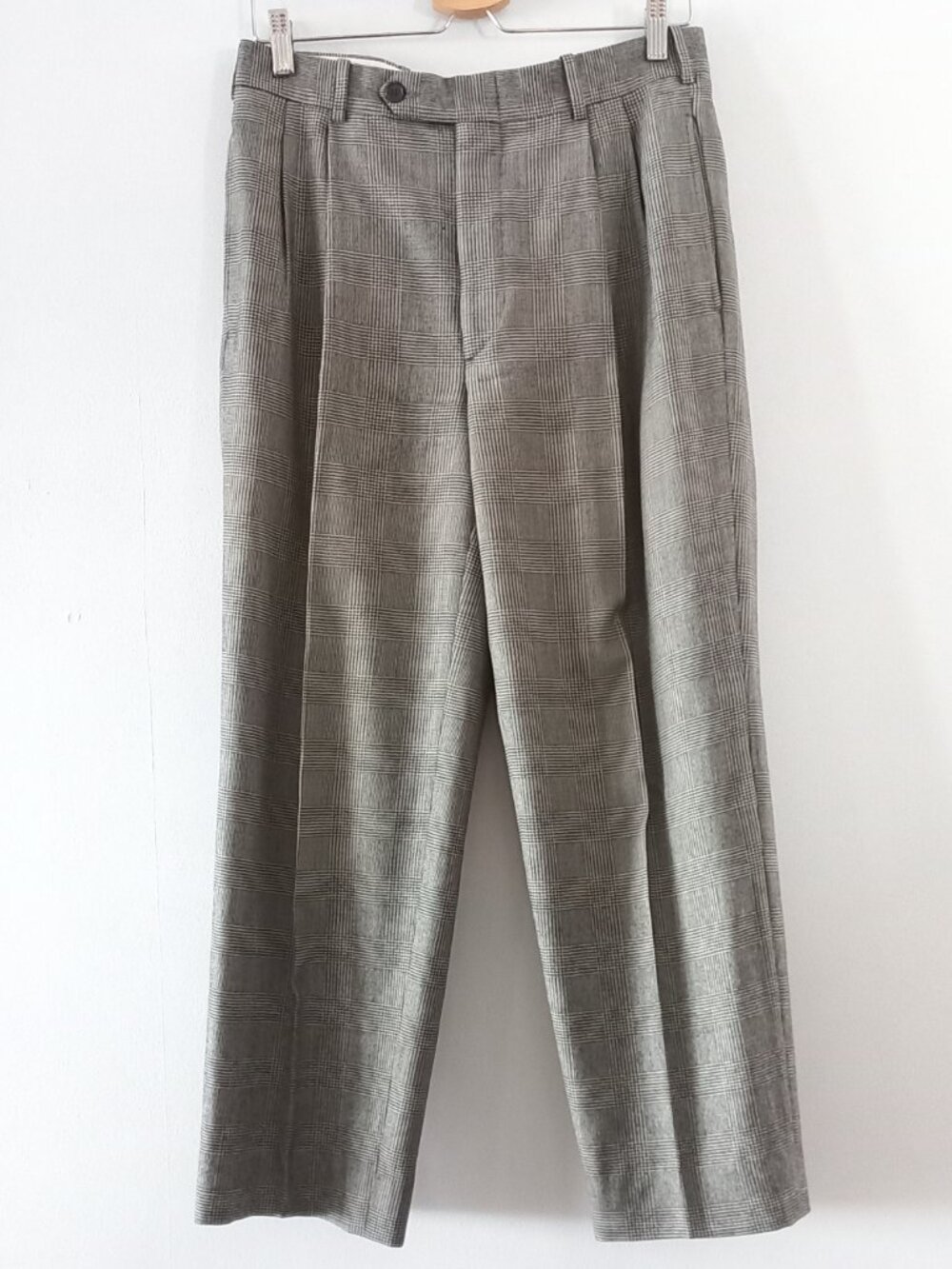 BURBERRY'S vintage houndstooth pleated dress pants